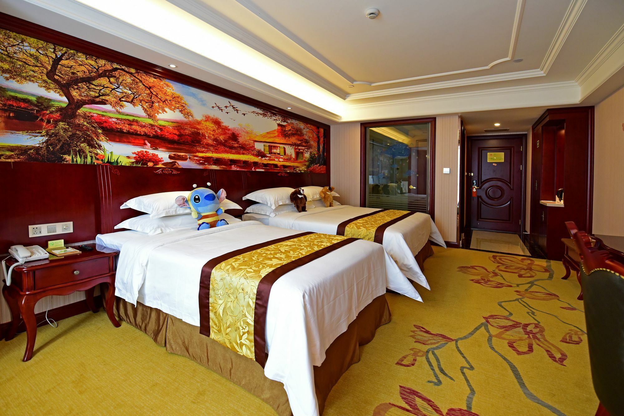 Vienna Pvg Heqing Hotel