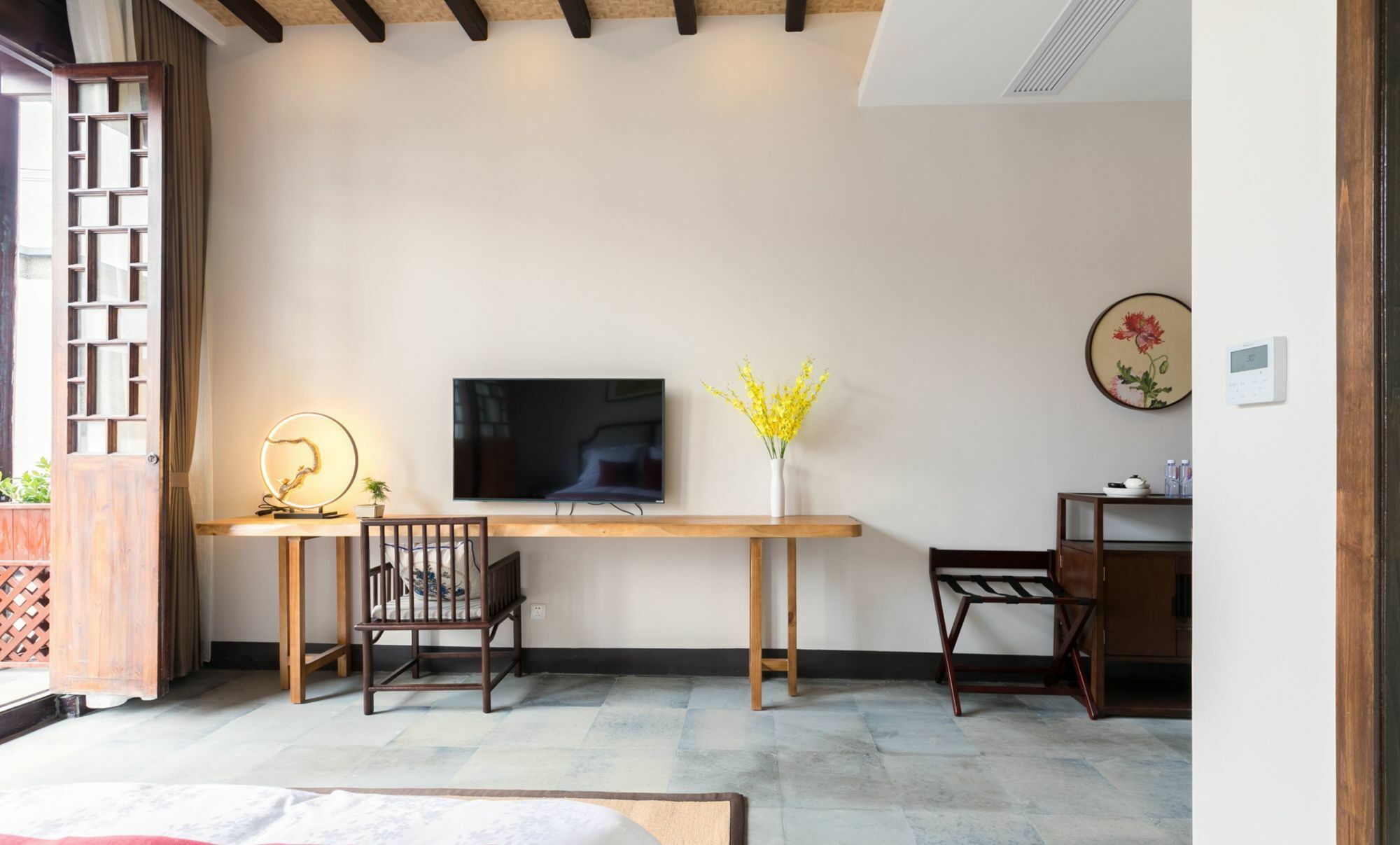 Yi Garden Cultural Branch Hotel