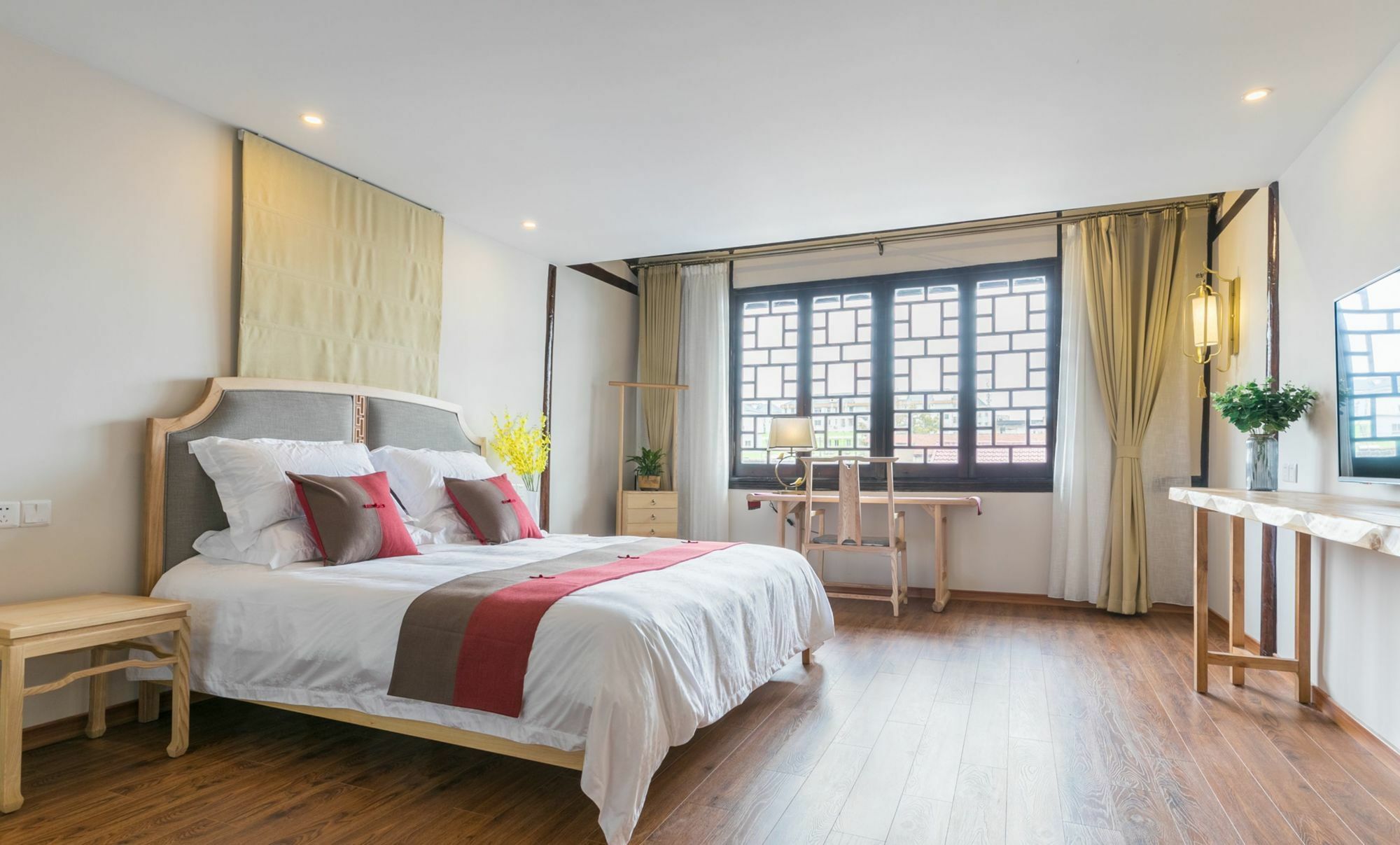 Yi Garden Cultural Branch Hotel