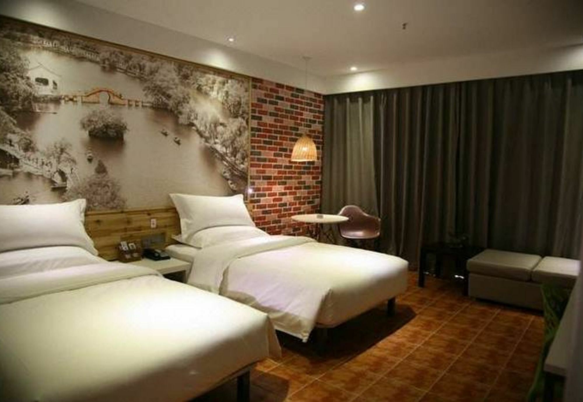 Tuke China Hongqiao Hub Hotel