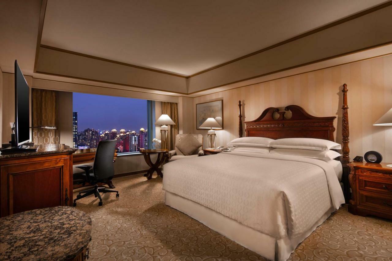 Hotel Hongqiao Jin Jiang 5*