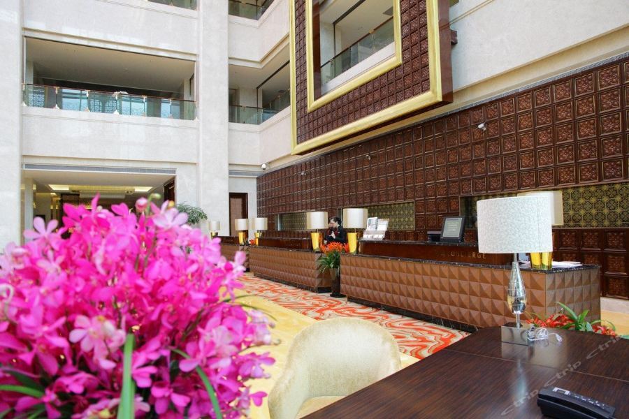 Lv Shou Hotel 5*