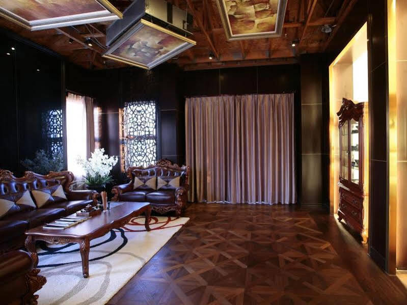 New Century Pudong 3*