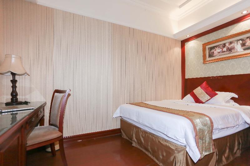 Hotel Vienna Hongqiao Airport Center