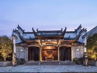 Ahn Luh Zhu Jia Jiao 5* Shanghai