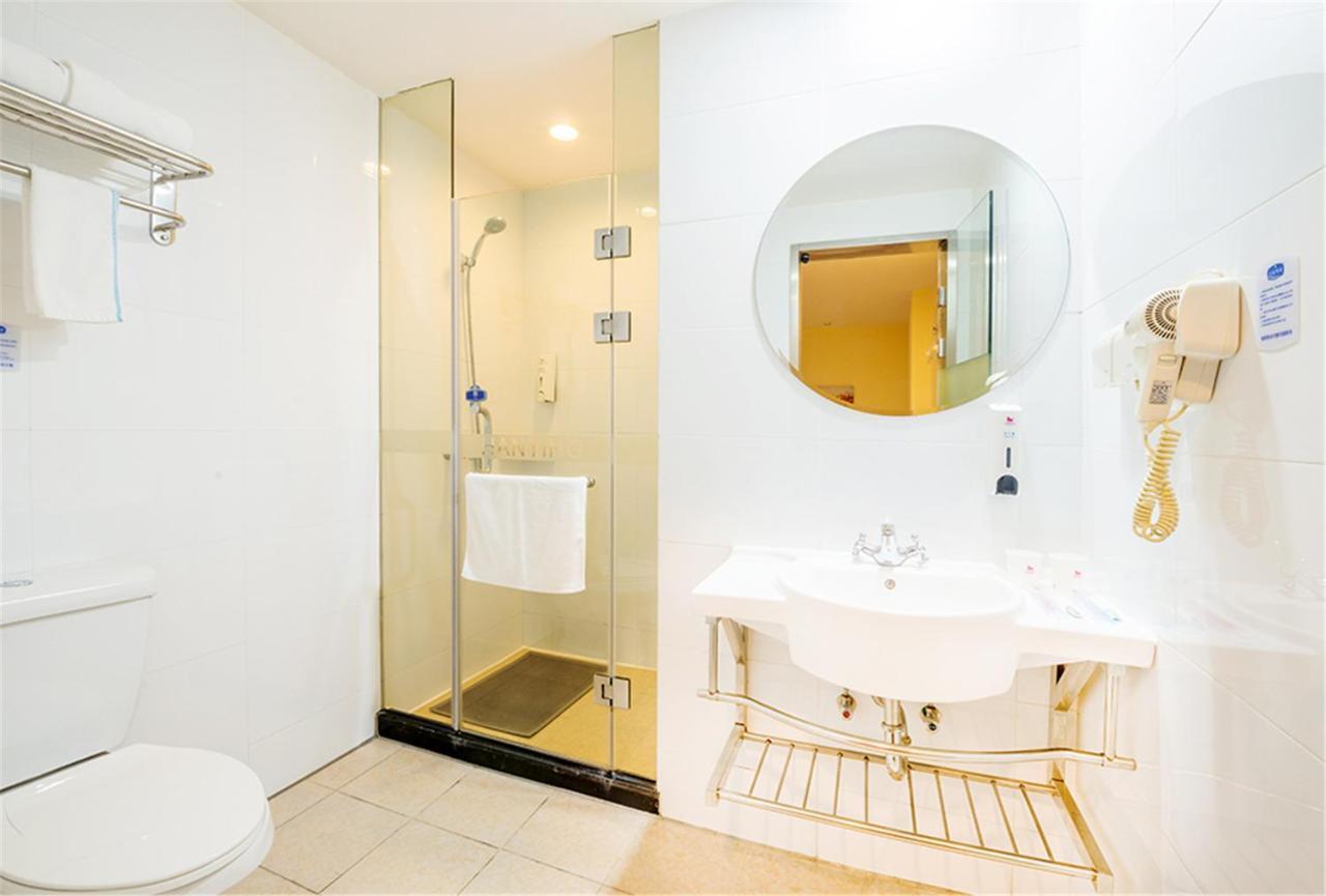 Hotel Hanting Hongqiao Airport 2*