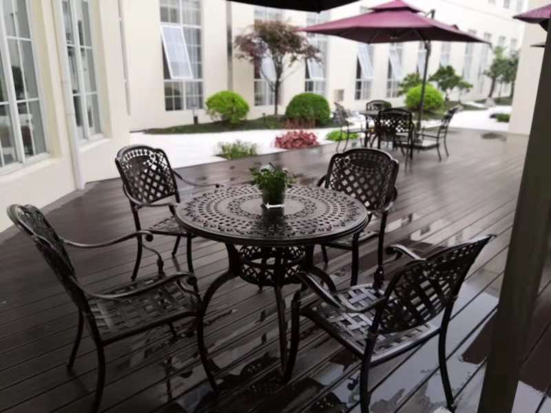 Qingfeng Garden 4*