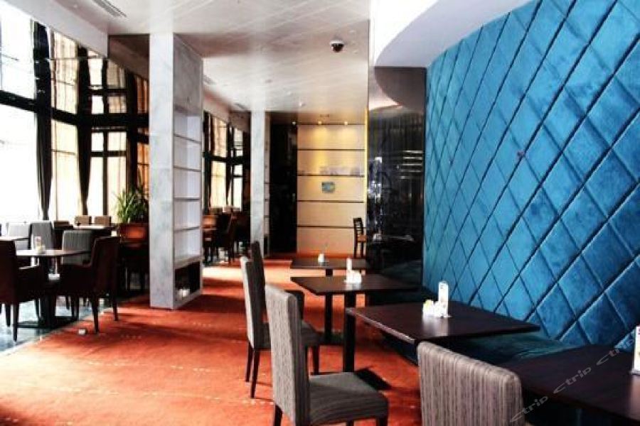 The Downtown 4*