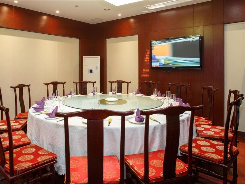 Urcove By Hyatt Pudong East Hotel 4*