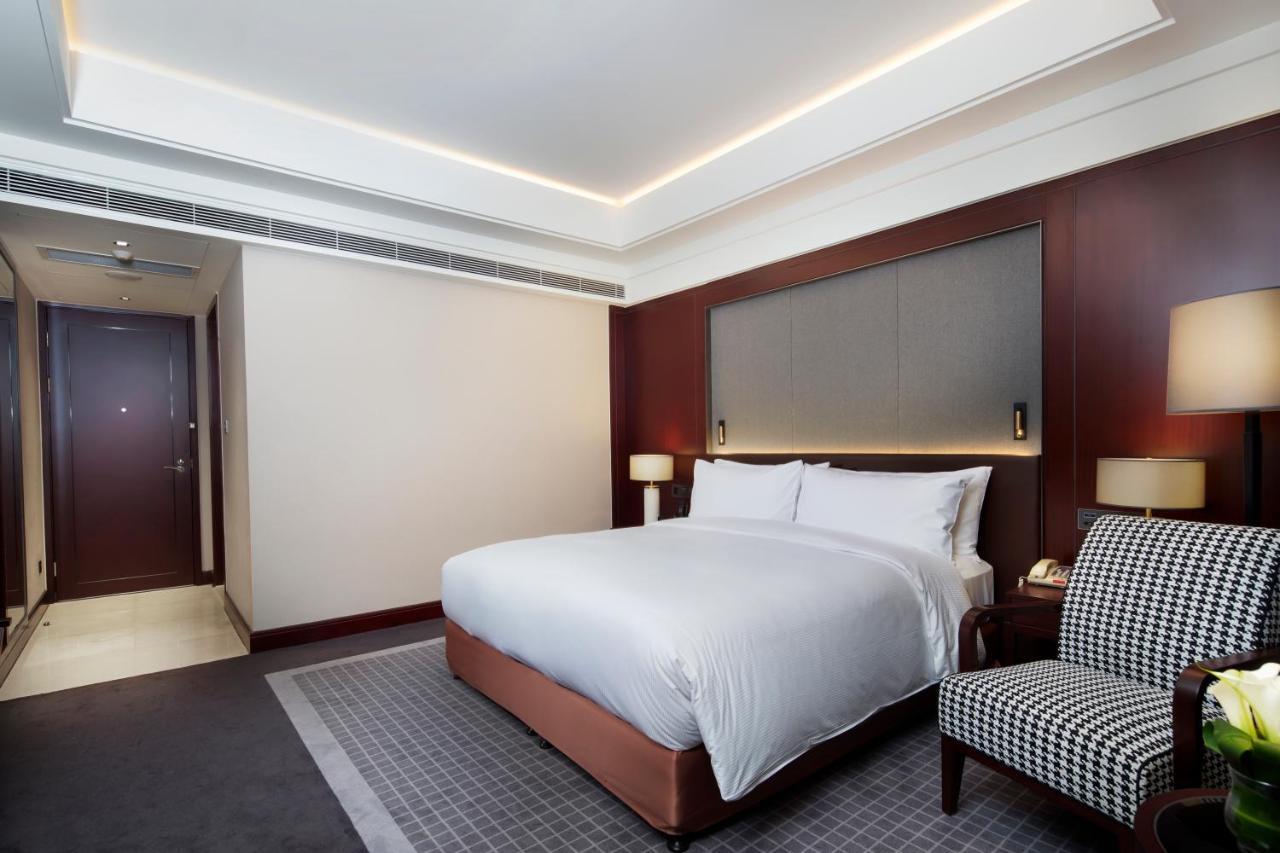 Doubletree By Hilton Jing'an Shanghai