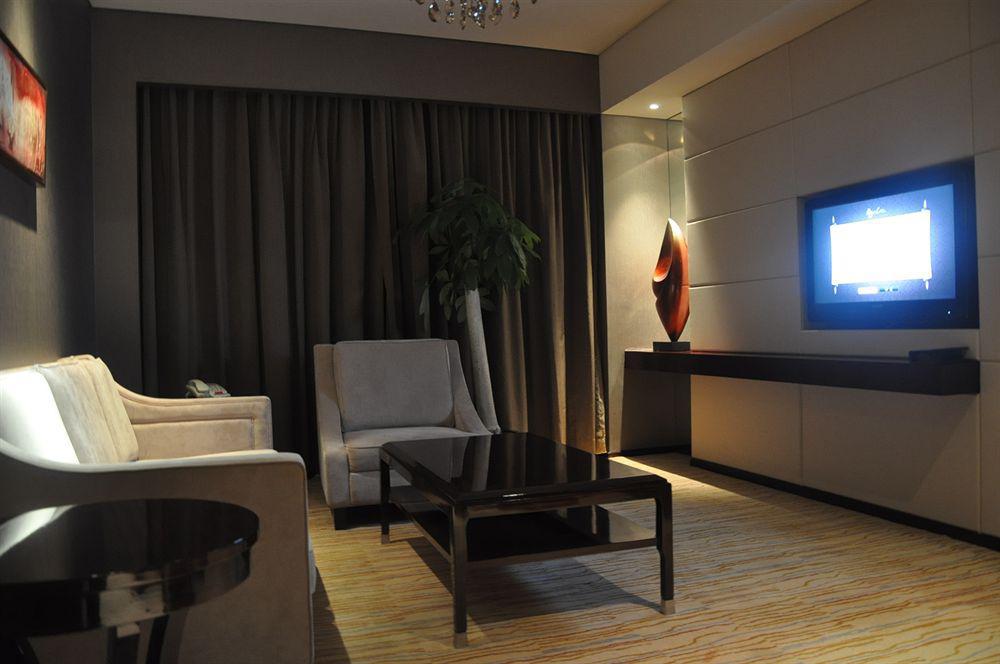 Otel Royal International - Pudong International Airport Şanghay