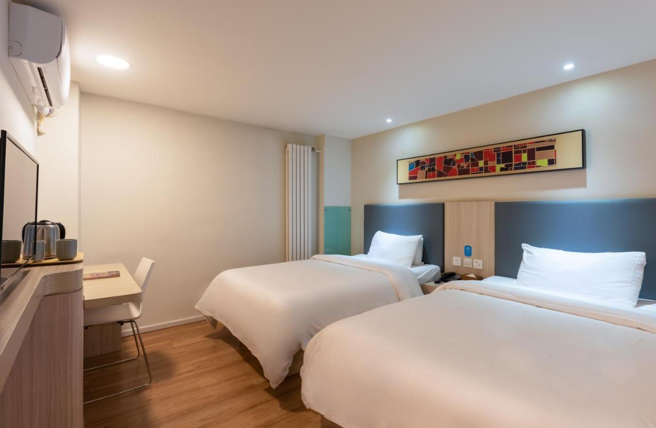 Orange Select Hotel 3*