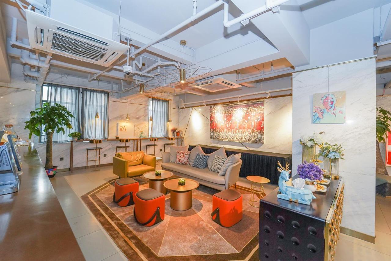 No. 8 Art Hotel 5*