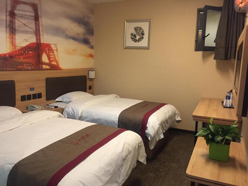 Thank Chain Baoshan District Yang Hang Town Hotel 3*