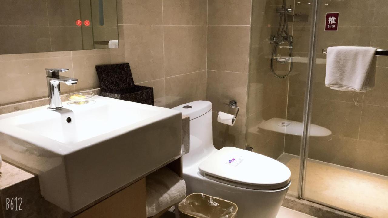 Yitel 4*