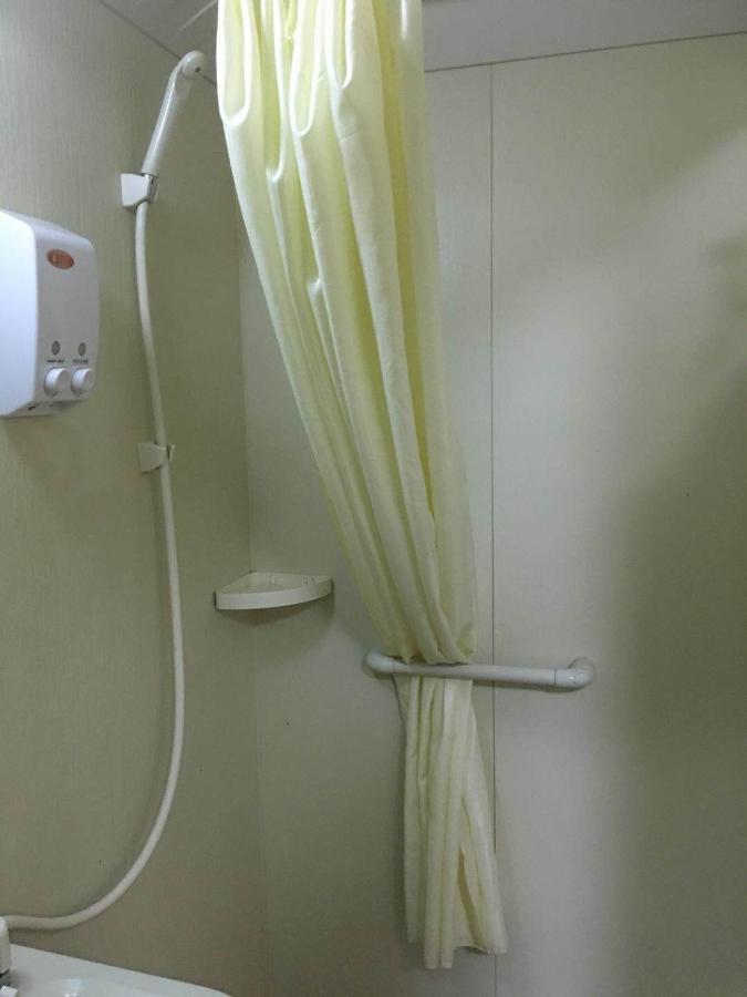 海上小喔东方明珠店 Hotel *