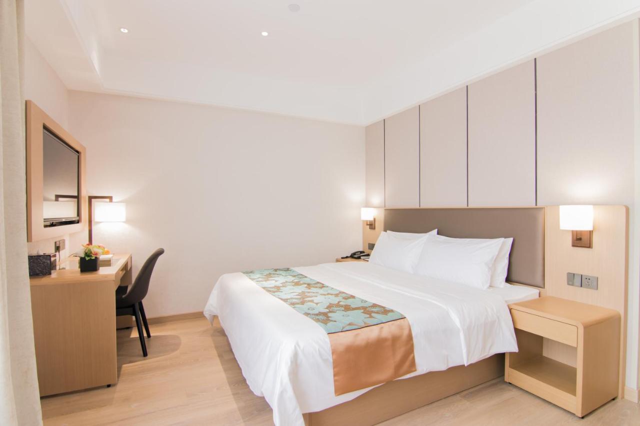 Yitel Hotel