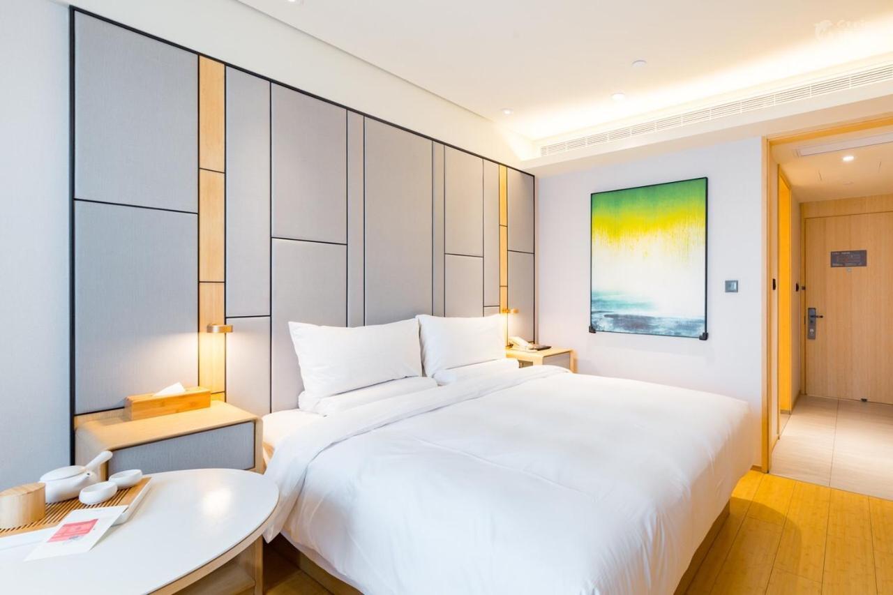 Ji 3* Shanghai