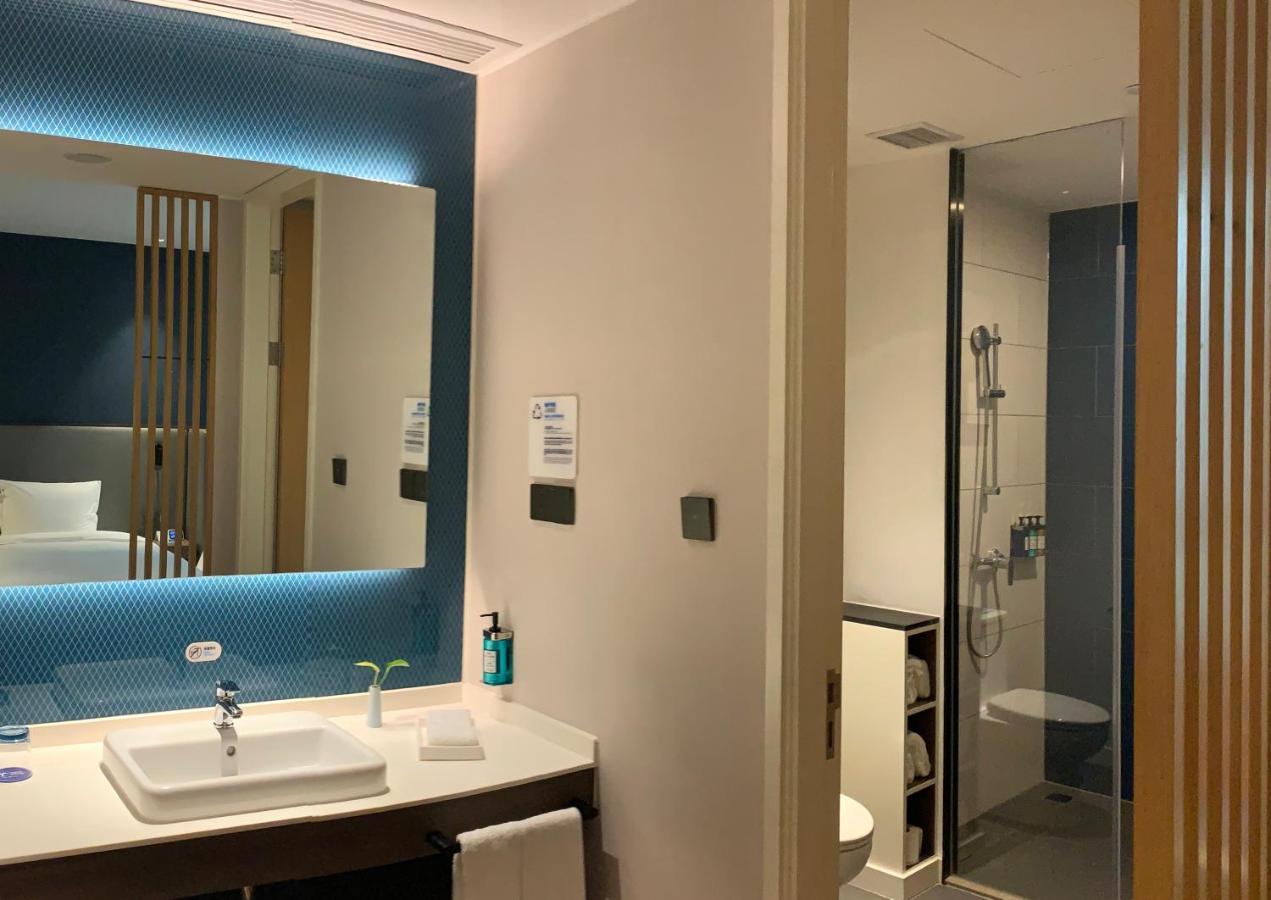 Hotel Express Kangqiao By Ihg 4*