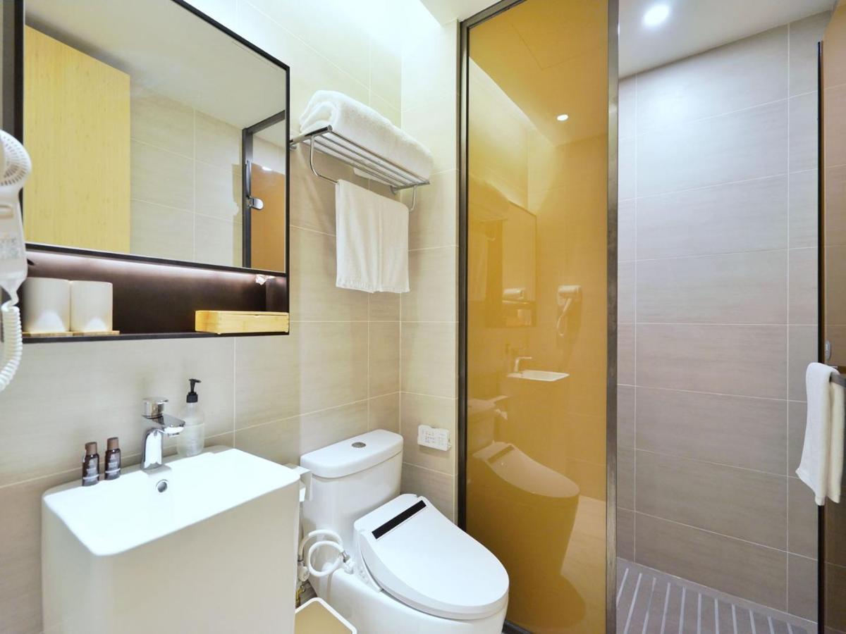 Ji Hotel 3*