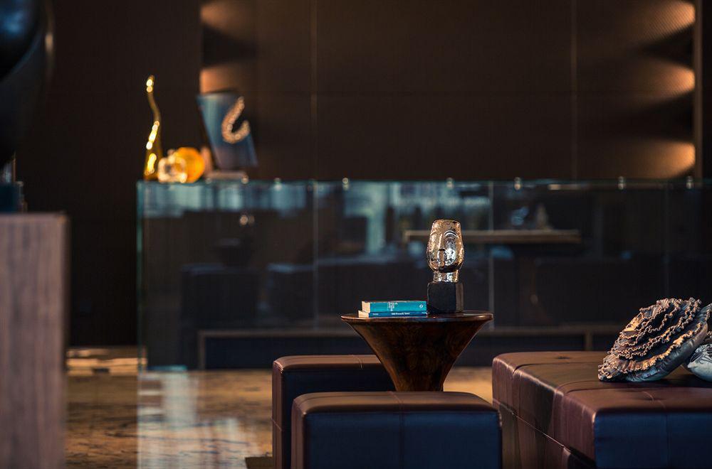 Hotel Renaissance Caohejing