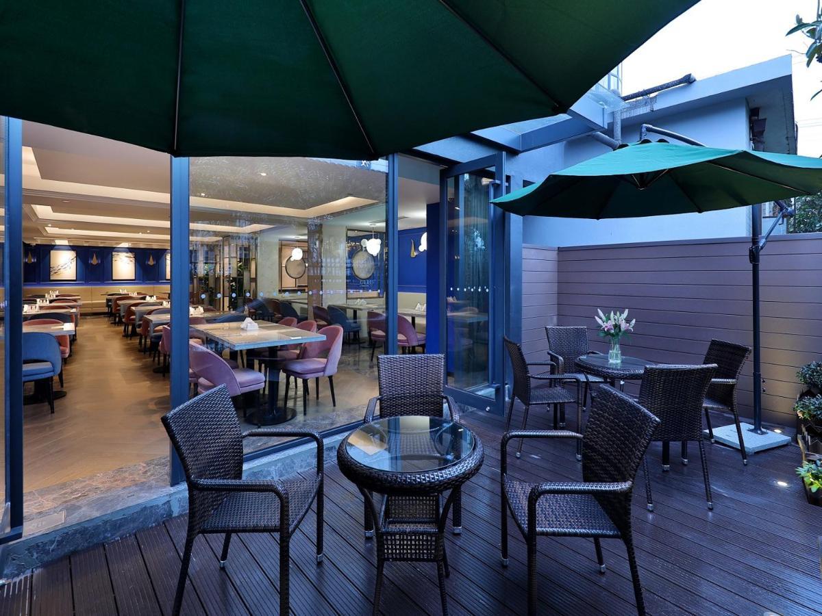 Orange Select Hotel 3*