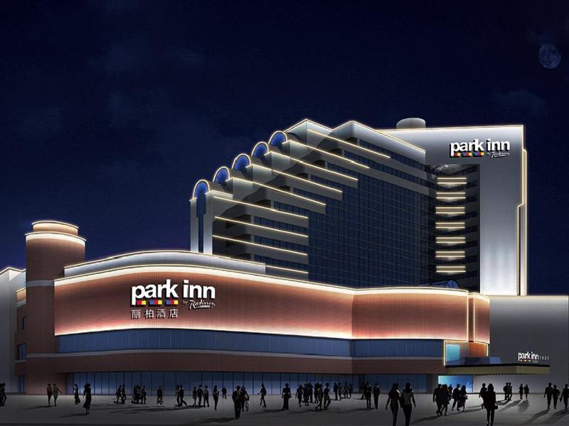 Park By Radisson Downtown 4*