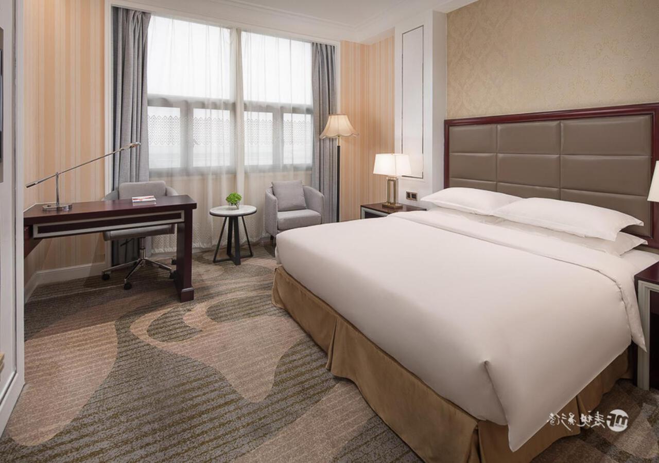 Khách sạn Ramada By Wyndham Pudong 4*