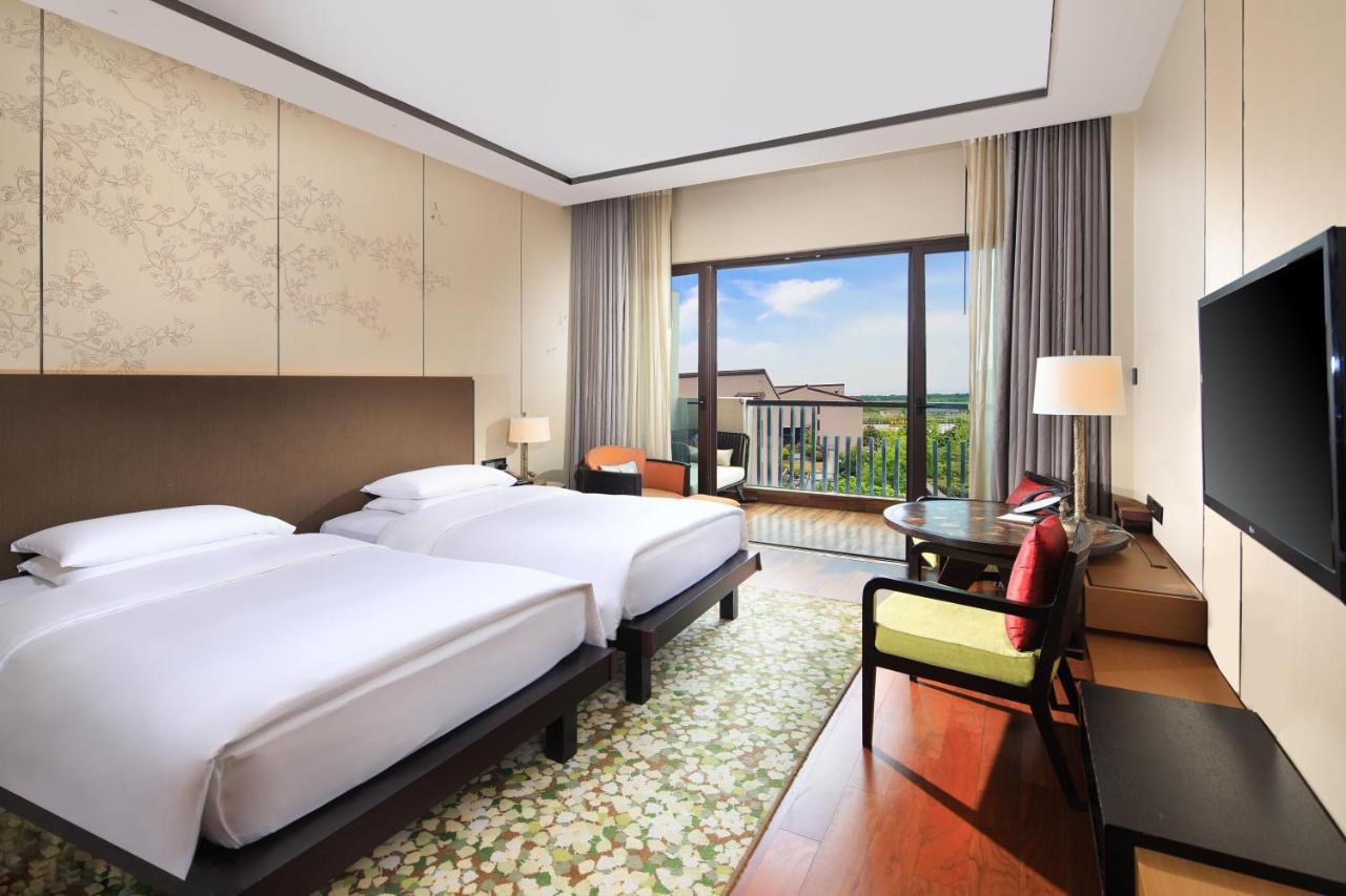 Hyatt Regency Hotel 5*