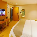 Greentree Inn Shanghai Railway Station Macao Road Express Hotel