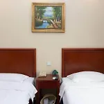 Greentree Inn Shanghai Jiangwan Town Express Hotel