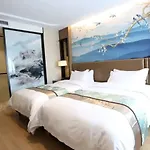 Shanghai Huhua International Hotel