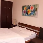 Hengsheng Peninsula Service Apartment