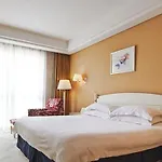 Baolong Homelike Hotel - Wujiaochang Branch