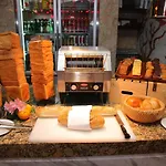 Ramada Plaza Shanghai Pudong Airport - A Journey Starts At The Pvg Airport