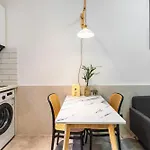 Shanghai Hills&Xing 3067 Homestay Near Line 1&13 And Fuxing Park
