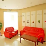 7 Days Inn Shanghai Lujiazui Shimao Binjiang Garden