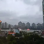 Eastern Hub - Bund Branch Premium 3-Bedroom Apartment With Bund View