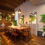Avocado Bnb - Shanghai Jingan Temple
