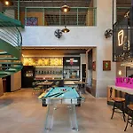 Moxy Shanghai Putuo