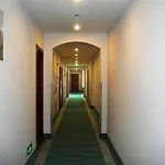 Greentree Inn Shanghai Changfeng Park Shell Apartment Hotel