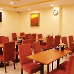 Hanting Express Shanghai Songjiang North Renmin Road