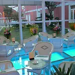 Shanghai New Phoenix Town Hotel