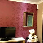 Jiujiu Holiday Hotel