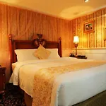 La Garfield Hotel