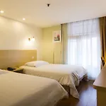 Motel Yushan Road Yuanshen Sports Center
