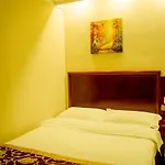 Greentree Inn Shanghai Jingan District Qipu Road Tiantong Road Subway Station Express Hotel