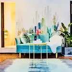 Lazy Apartment - North Linpin Road