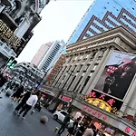 Hanting Shanghai Nanjing Road Pedestrian Street Central Hotel