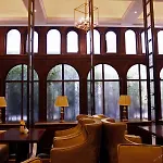 Rezen Retreat Linjiang Hotel